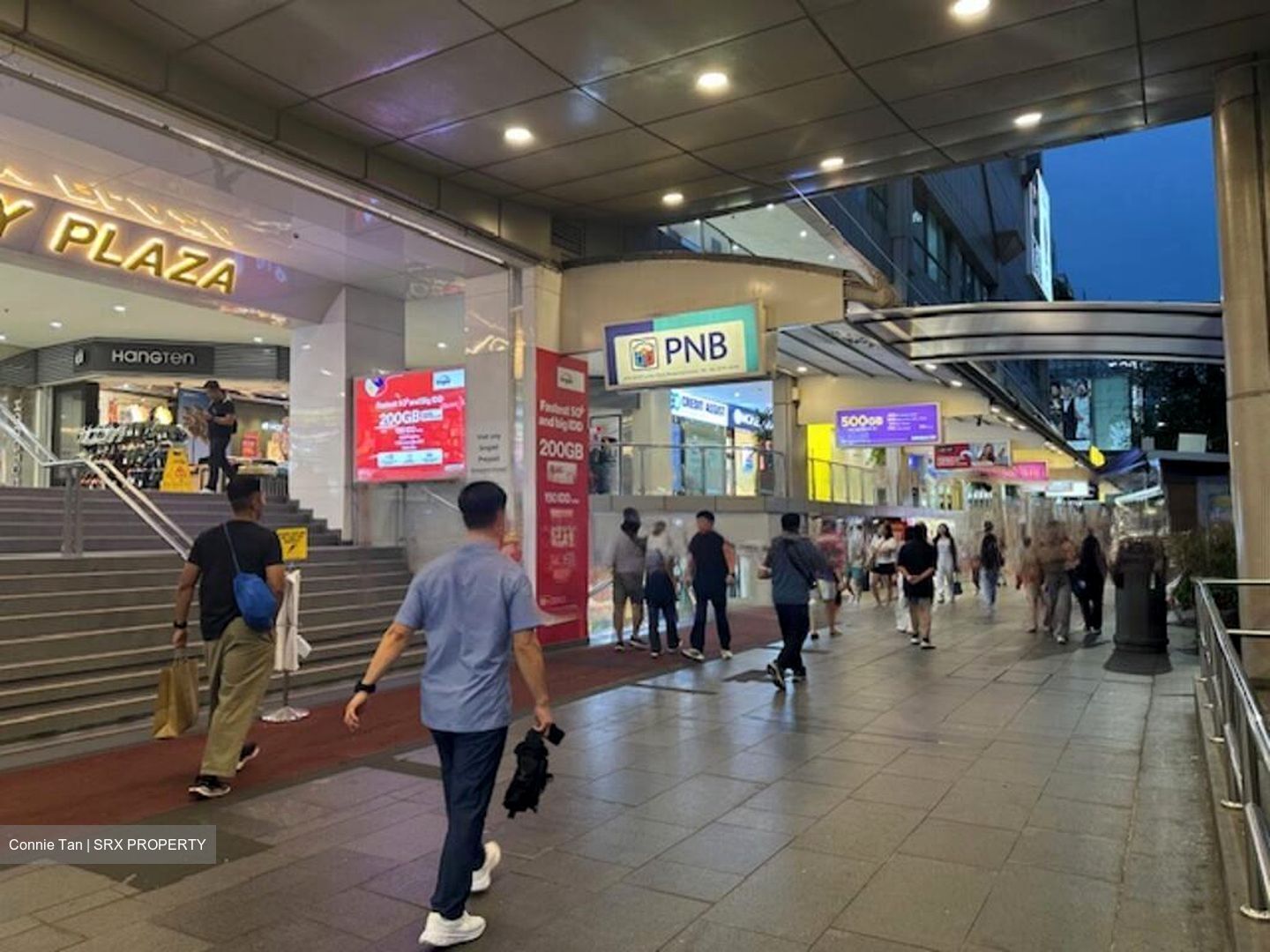 Lucky Plaza (D9), Shop House #476975821